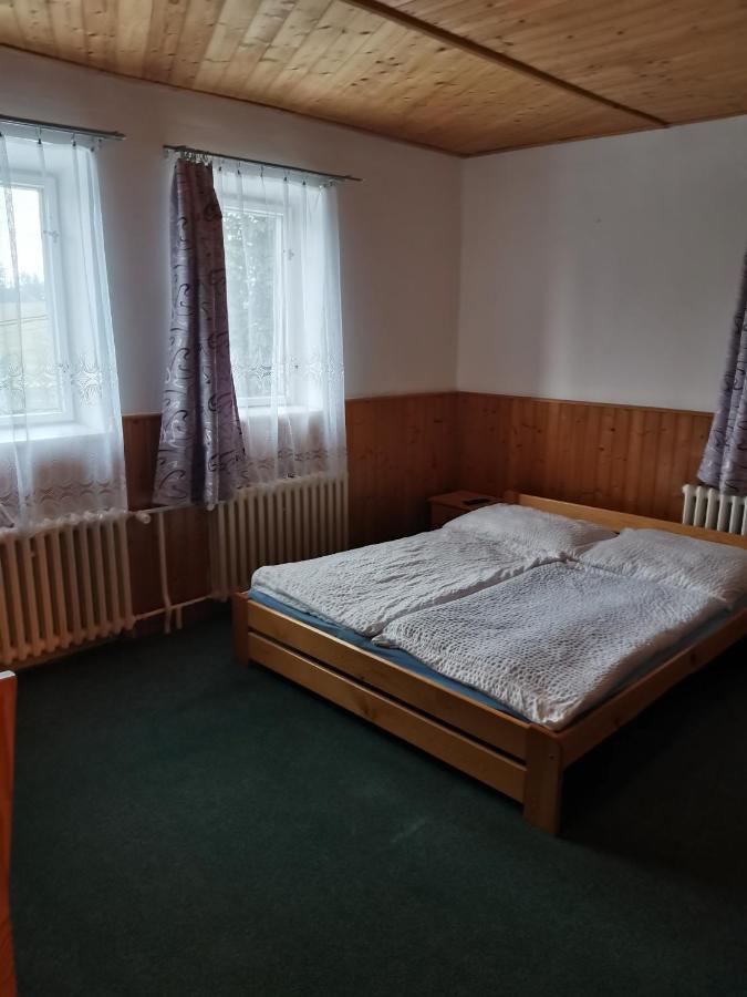 Penzion U Hrocha Lučany nad Nisou Extérieur photo